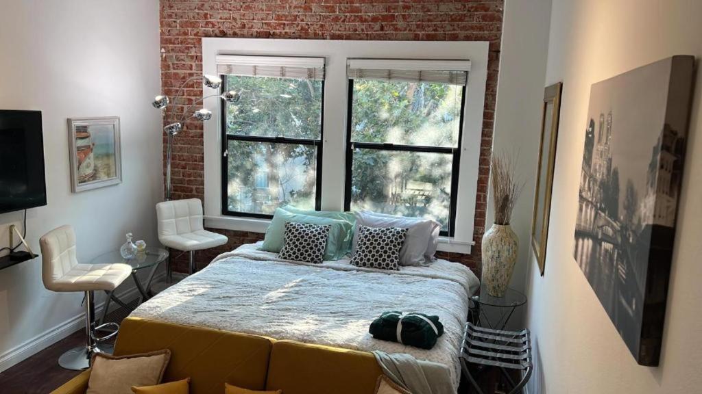 Serene Haven Los Angeles